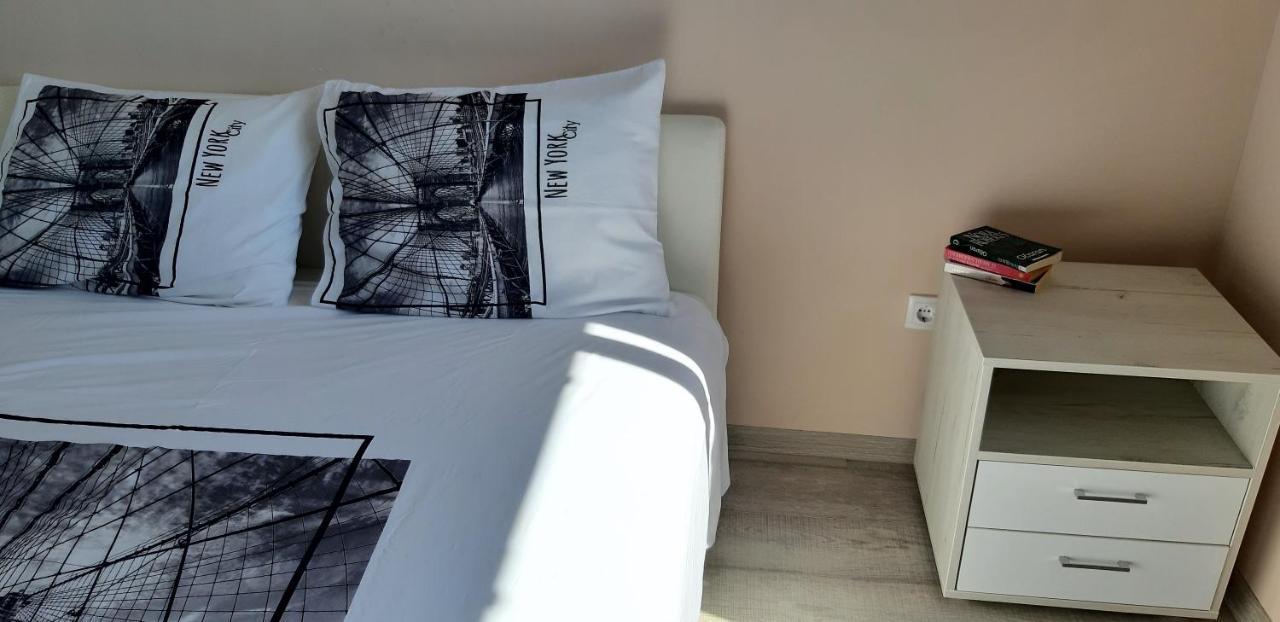 Lux apartman Čačak Extérieur photo
